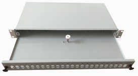 1U_Optikai_Panel_szurke_24SC_SB